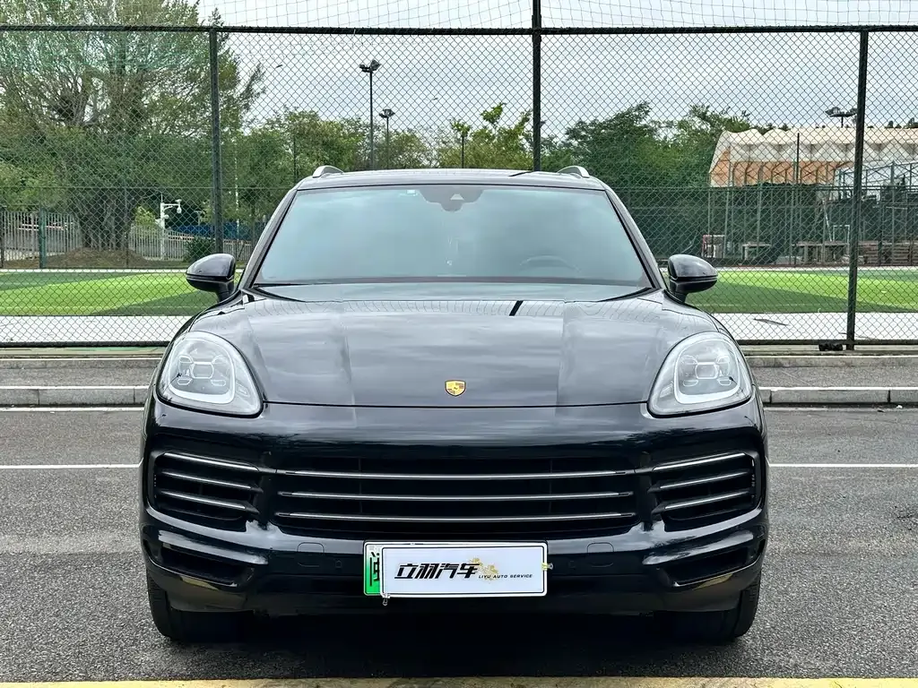 Porsche Cayenne Hybrid — фото 7