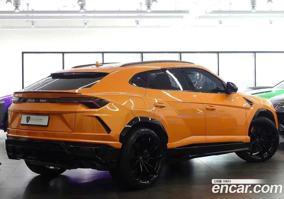 Lamborghini Urus — фото 8