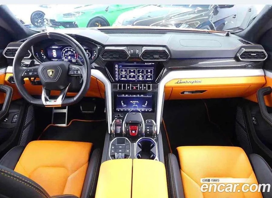 Lamborghini Urus — фото 9