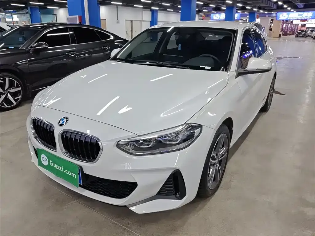 BMW 1 Series — фото 1