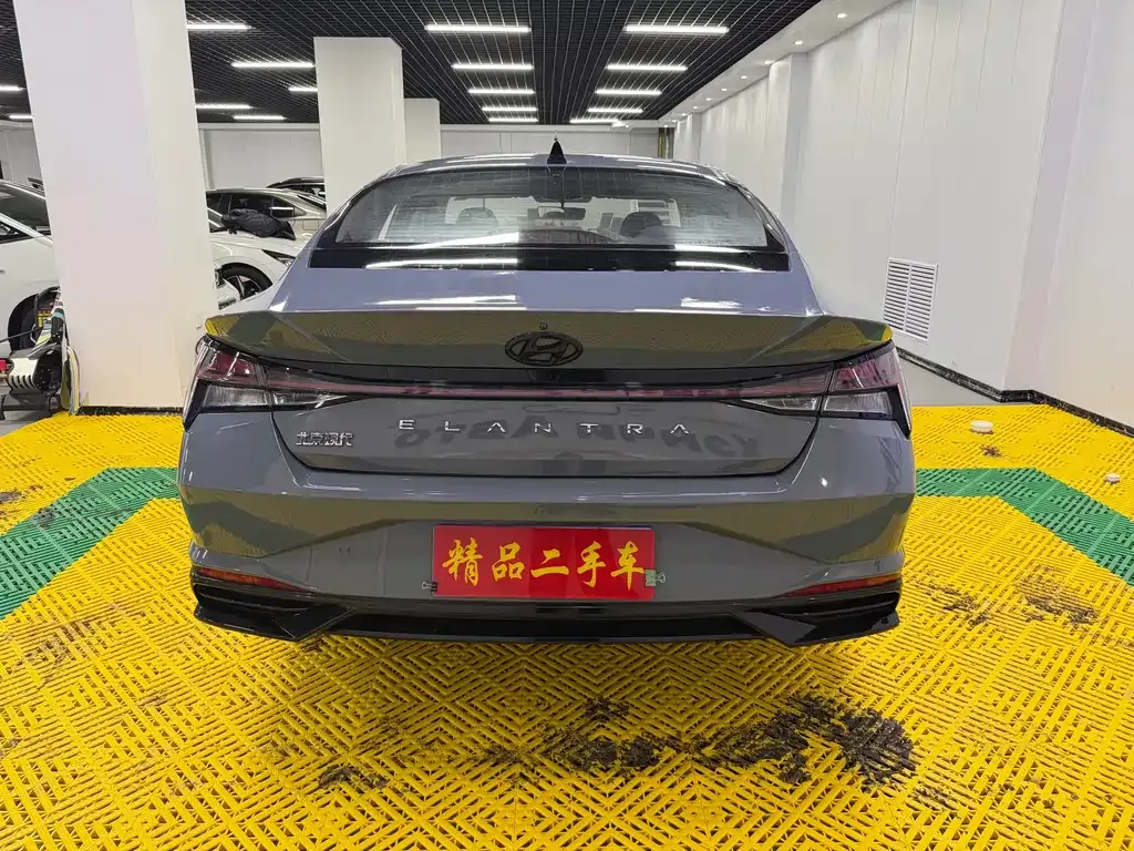 Hyundai Elantra — фото 9