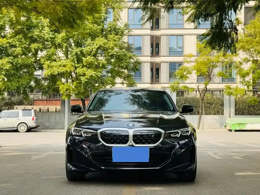 BMW i3 — фото 7