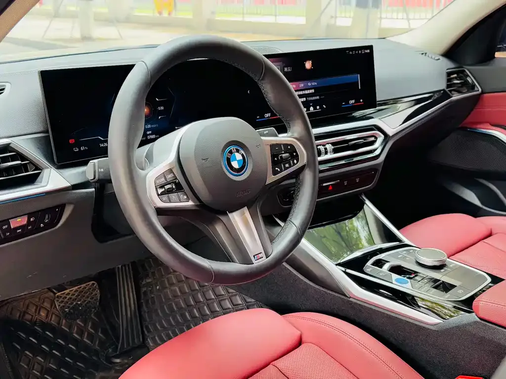 BMW i3 — фото 5