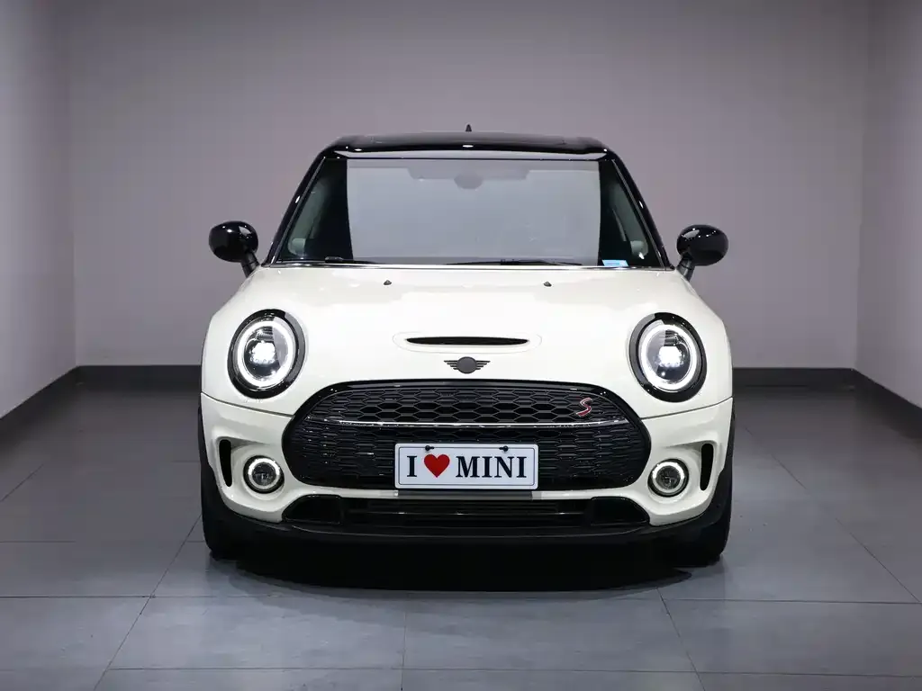 MINI Clubman — фото 6