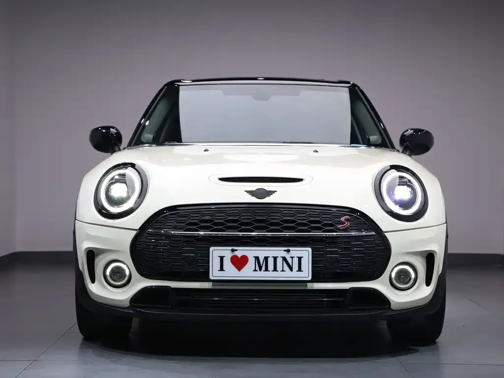 MINI Clubman — фото 10