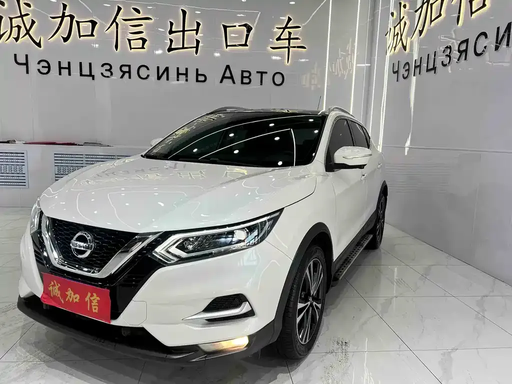 Nissan Qashqai — фото 1