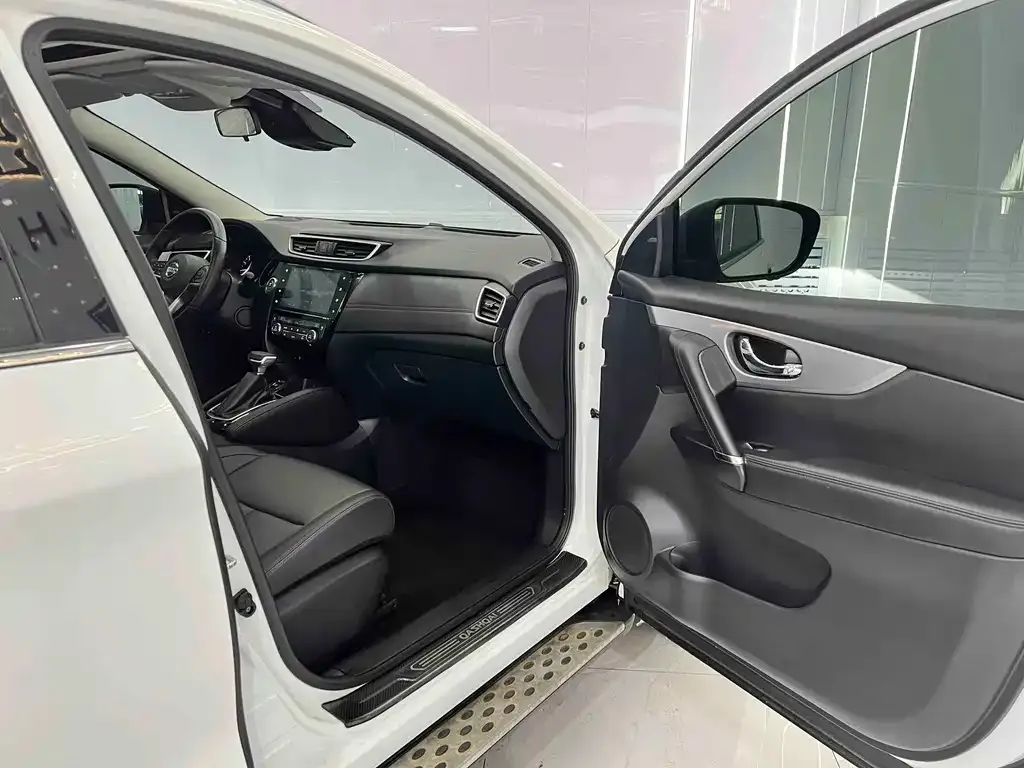 Nissan Qashqai — фото 4