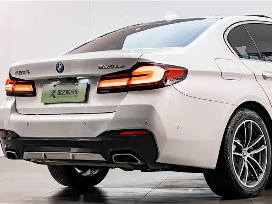 BMW 5 Series New Energy — фото 3