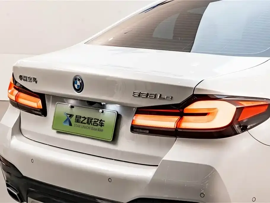 BMW 5 Series New Energy — фото 2