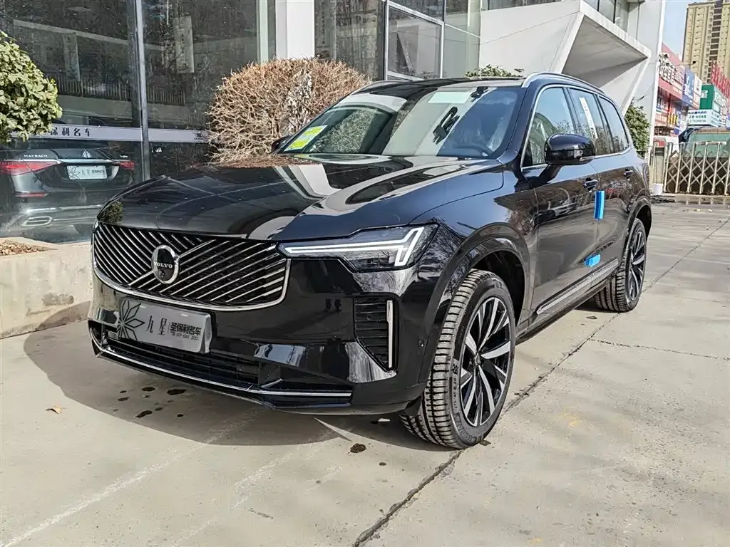 Volvo XC90 PHEV — фото 1