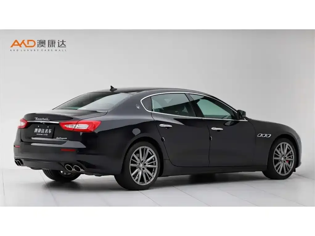 Maserati Quattroporte — фото 5