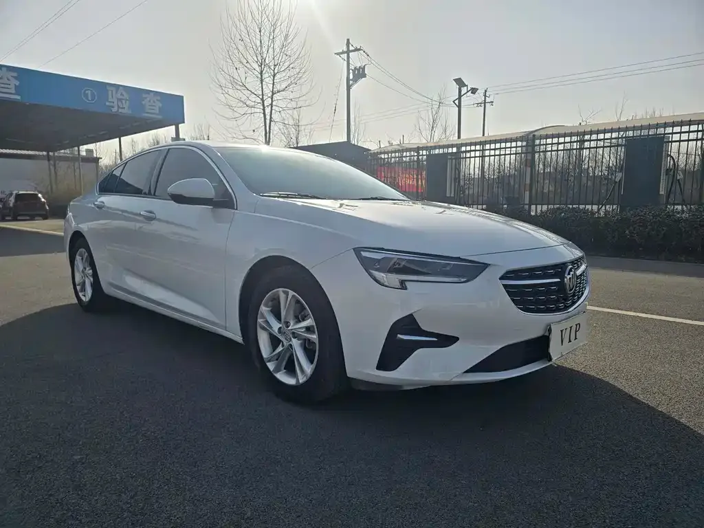 Buick Regal — фото 10