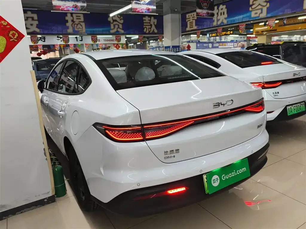 BYD Seal 05 DM-i — фото 7