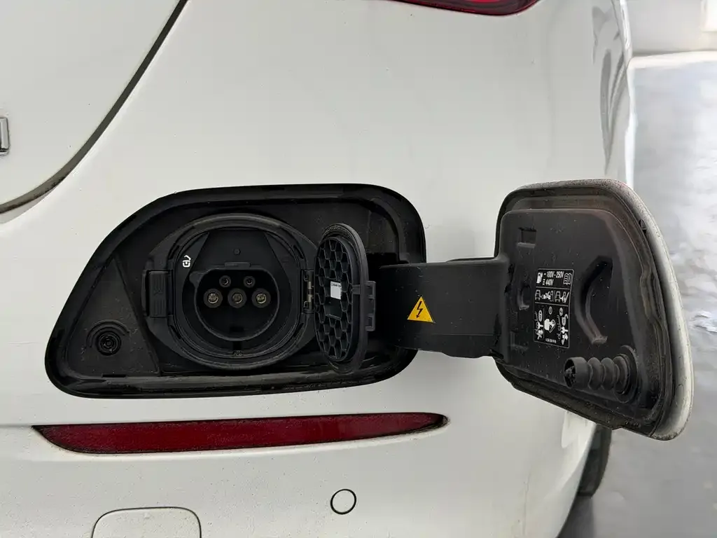 Mercedes-Benz C-Class New Energy — фото 4