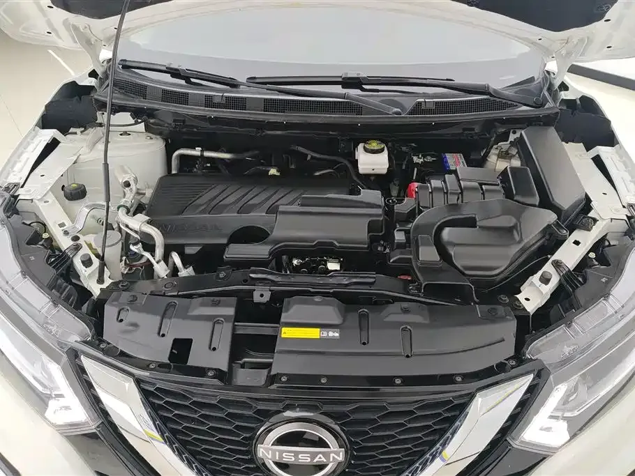 Nissan Qashqai — фото 10