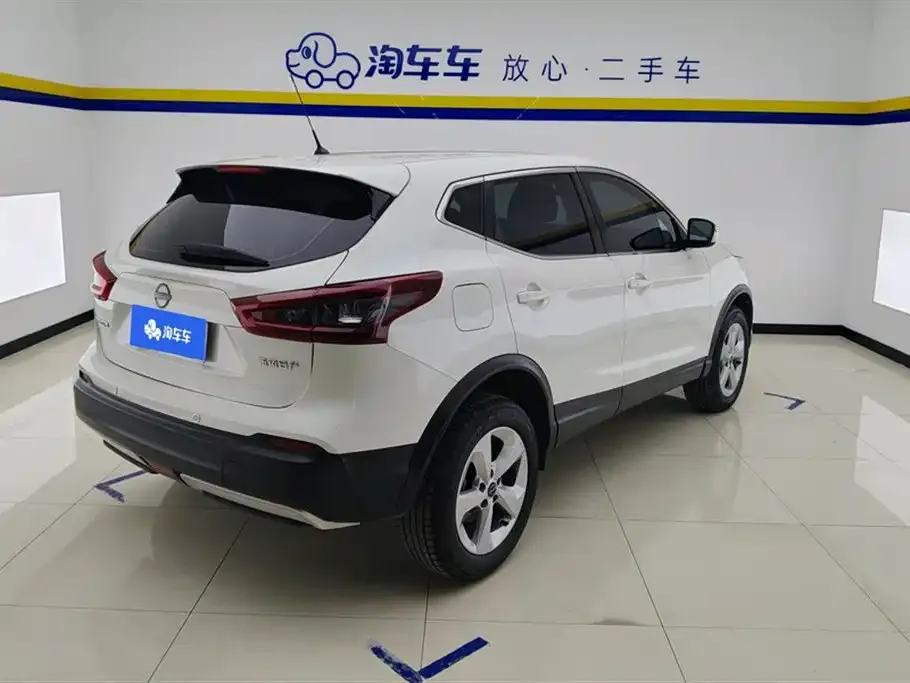 Nissan Qashqai — фото 2