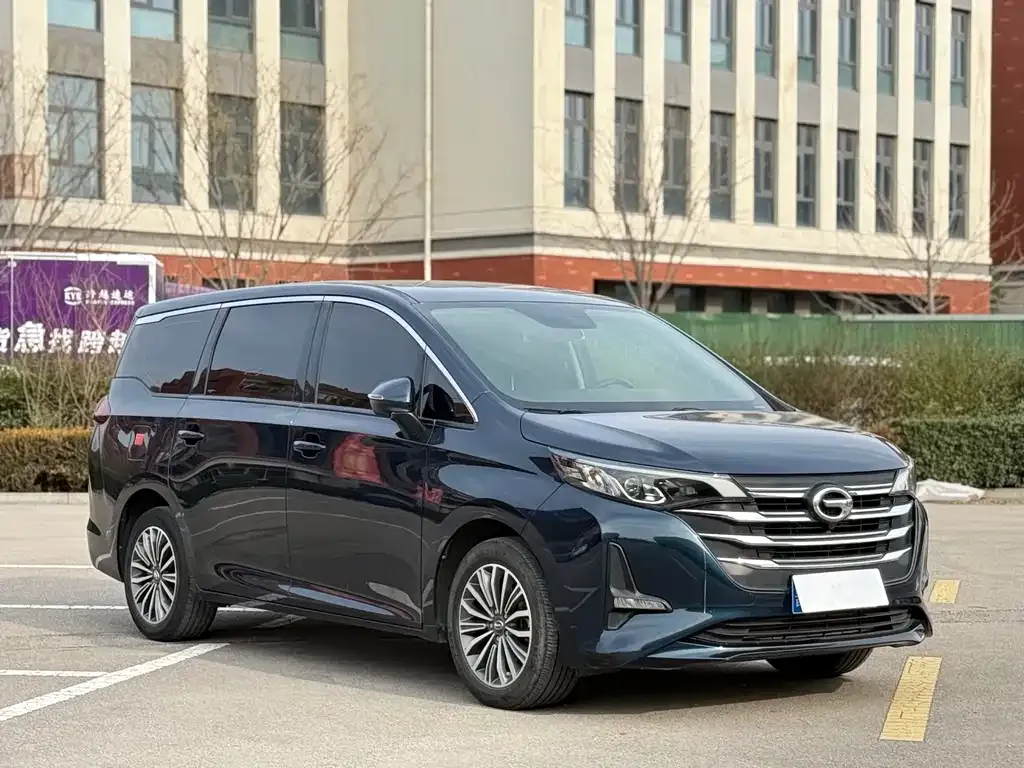 GAC Motor Trumpchi M6 — фото 9