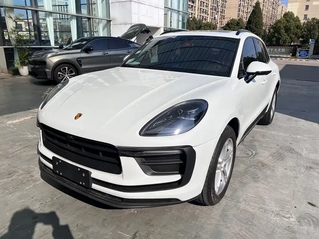 Porsche Macan — фото 1