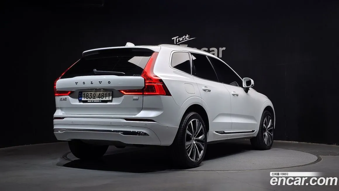 Volvo XC60 — фото 5