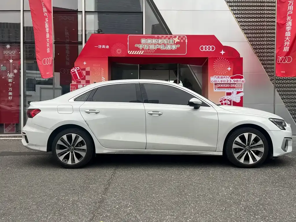 Audi A3 — фото 2