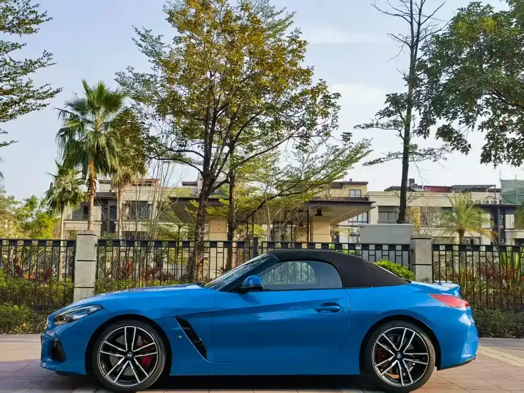 BMW Z4 — фото 9
