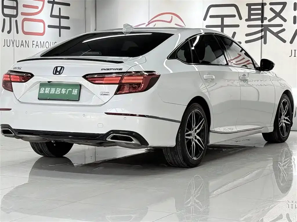 Honda Inspire — фото 7