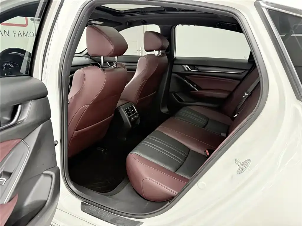 Honda Inspire — фото 5