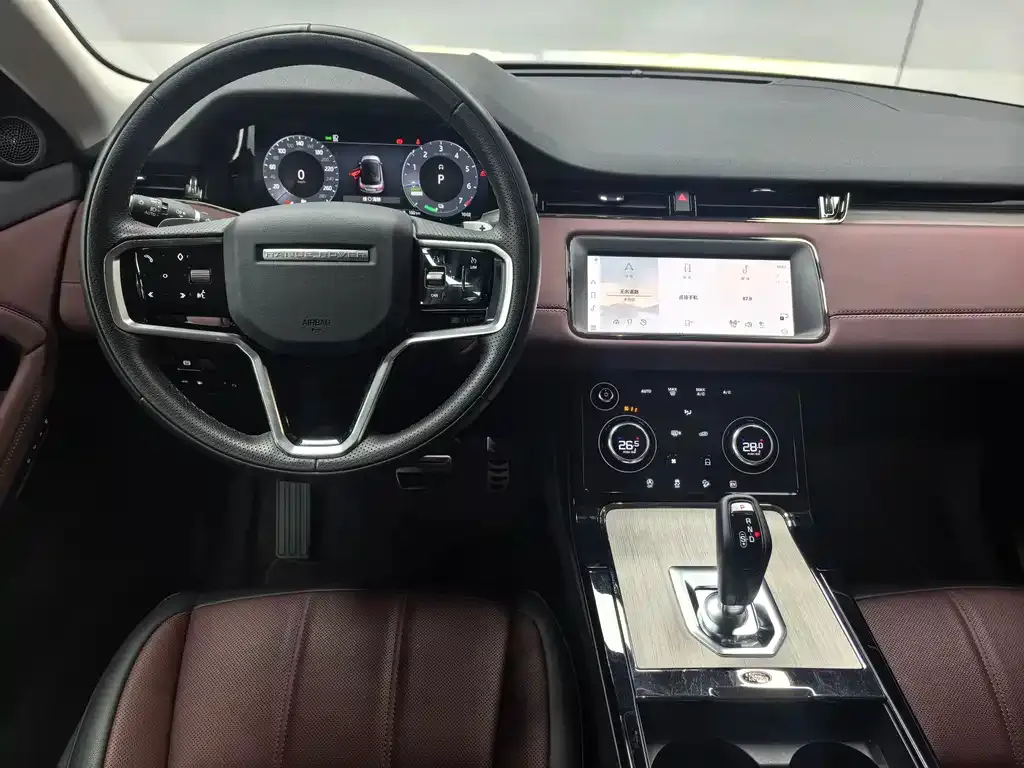 Land Rover Evoque PHEV — фото 10