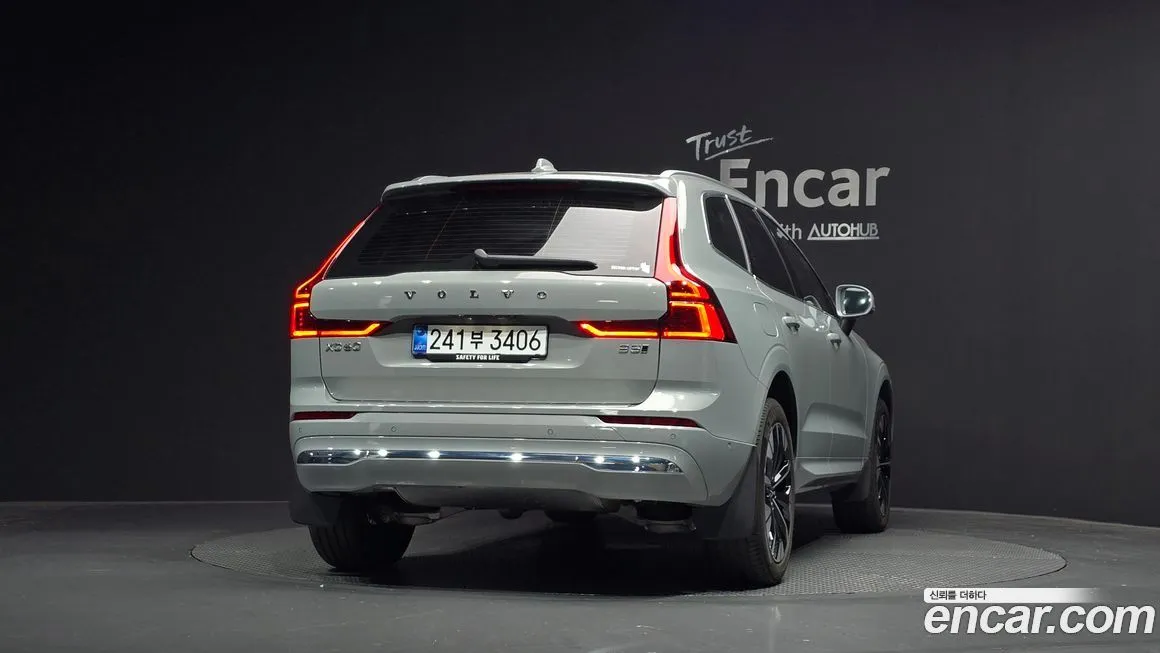Volvo XC60 — фото 6