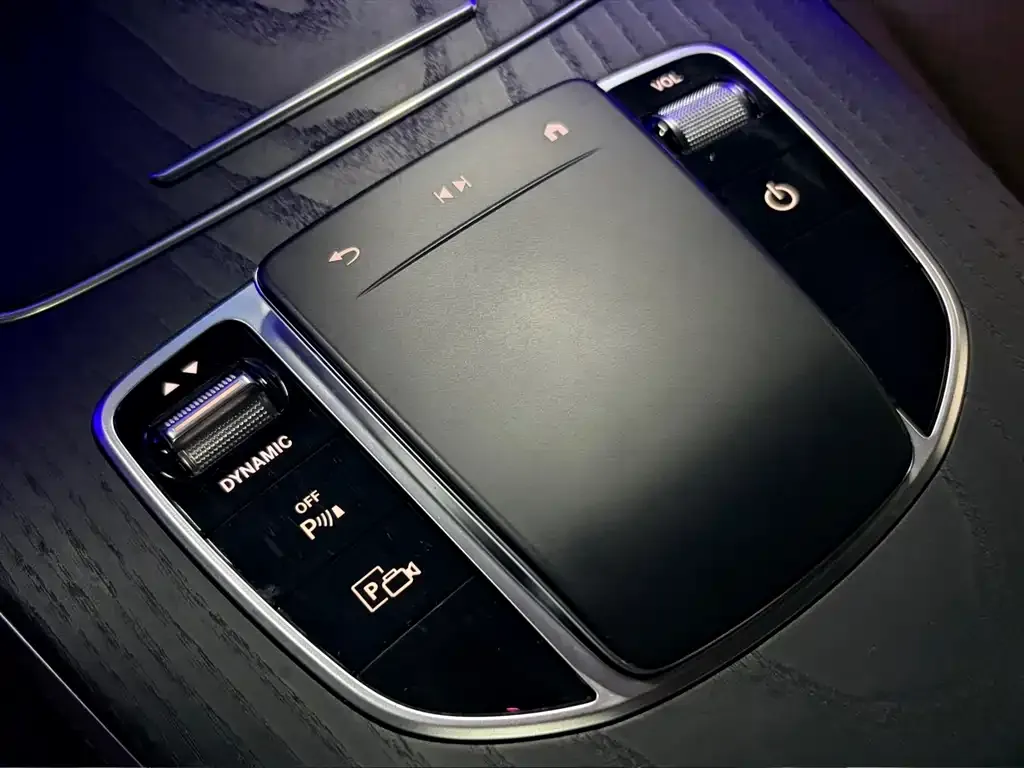 Mercedes-Benz E-Class New Energy — фото 3