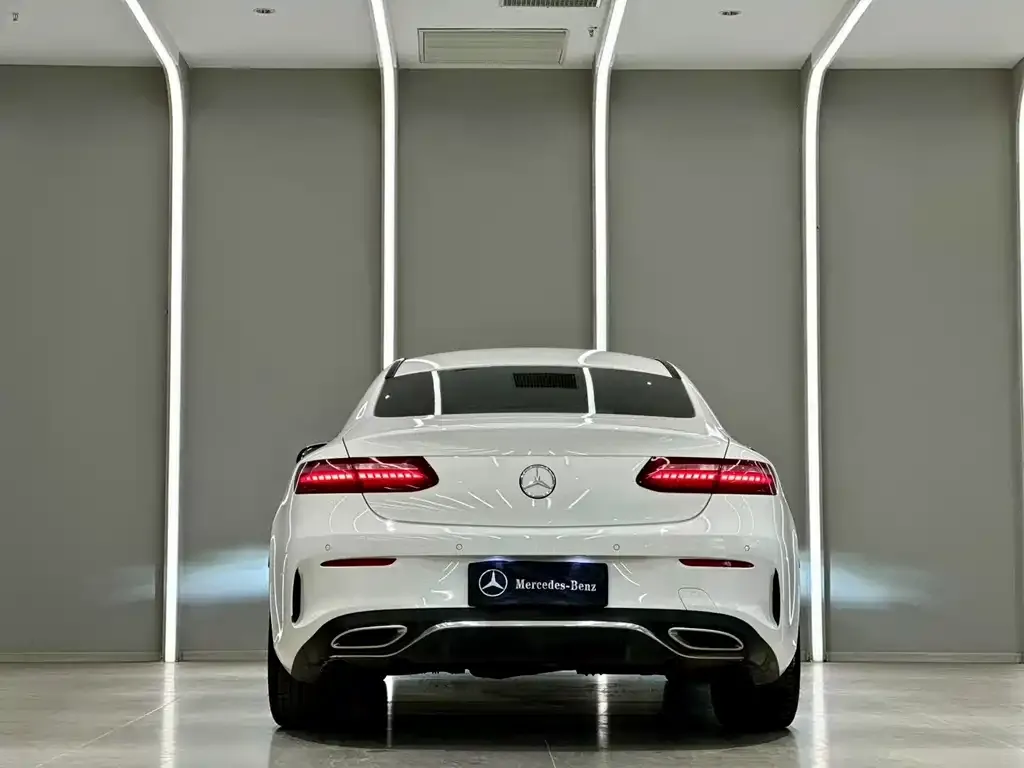 Mercedes-Benz E-Class (Import) — фото 2