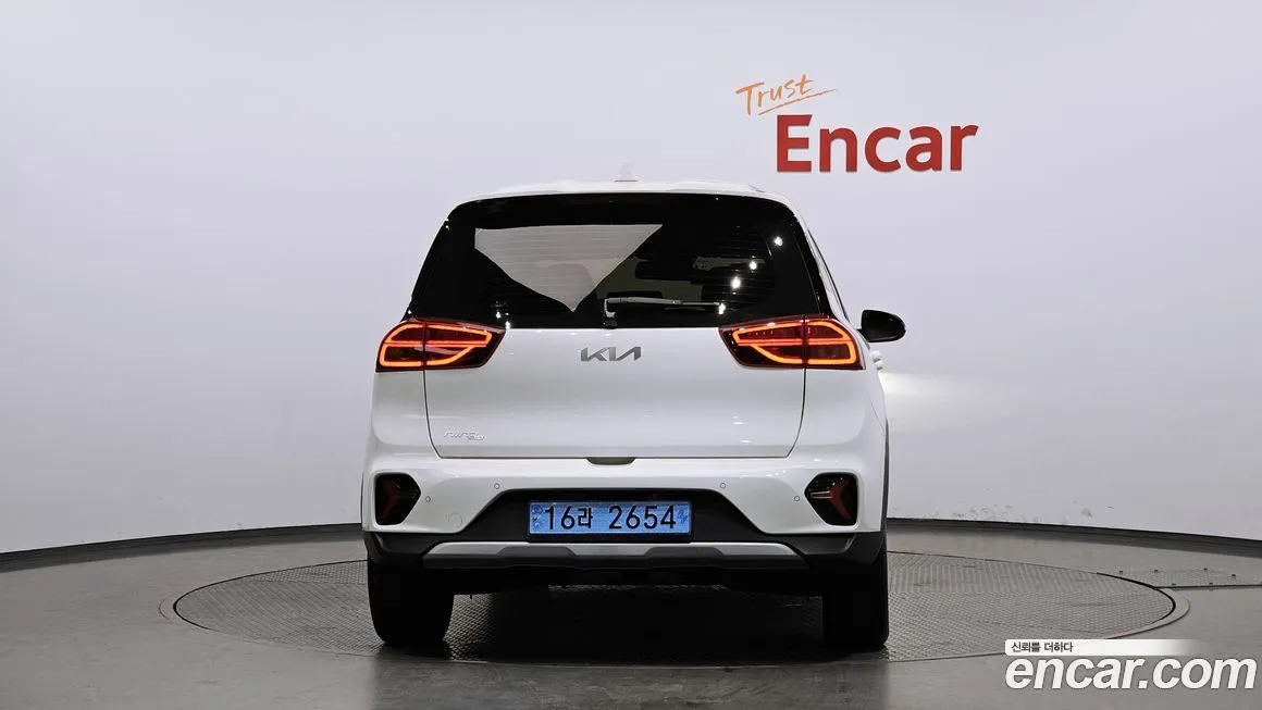 Kia Niro — фото 7