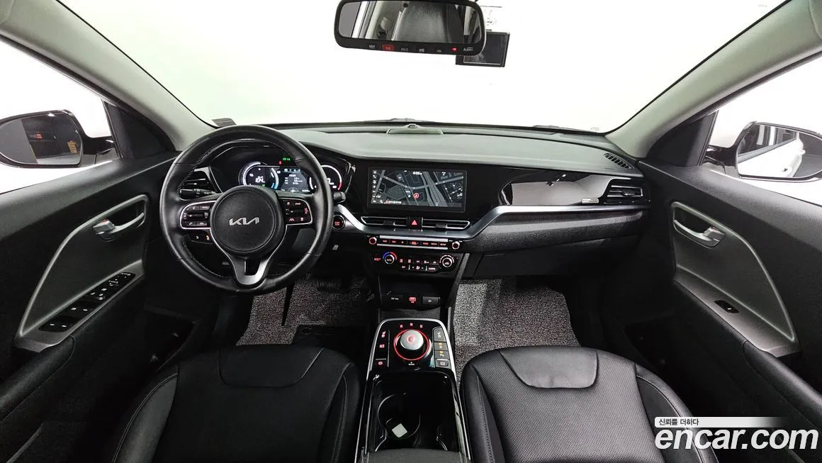 Kia Niro — фото 2