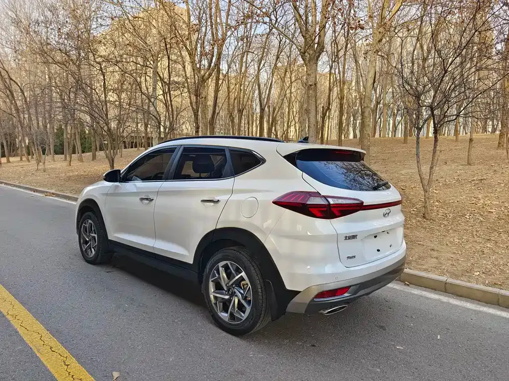 Hyundai Tucson — фото 9