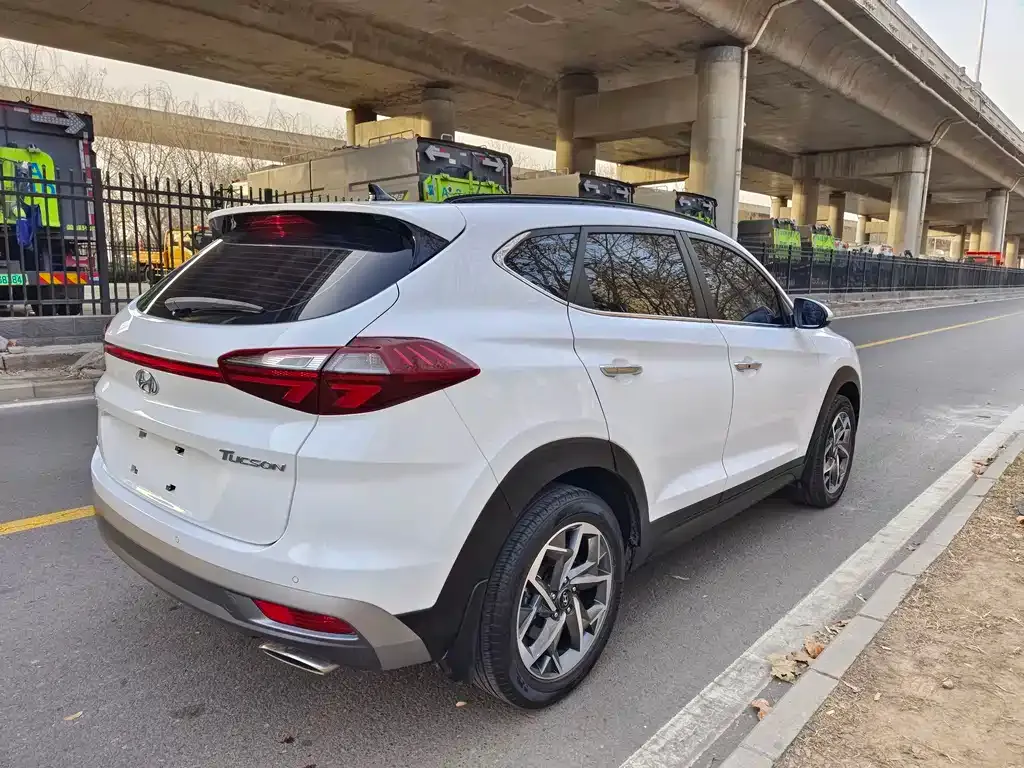 Hyundai Tucson — фото 4