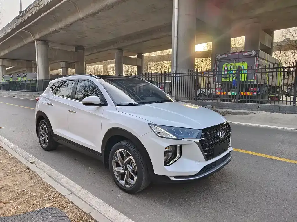 Hyundai Tucson — фото 3