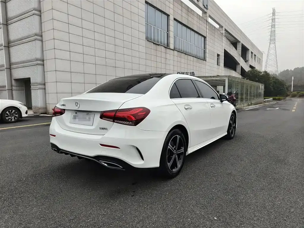 Mercedes-Benz A-Class — фото 4