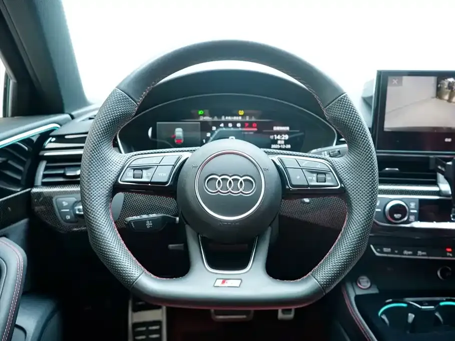 Audi S4 — фото 9