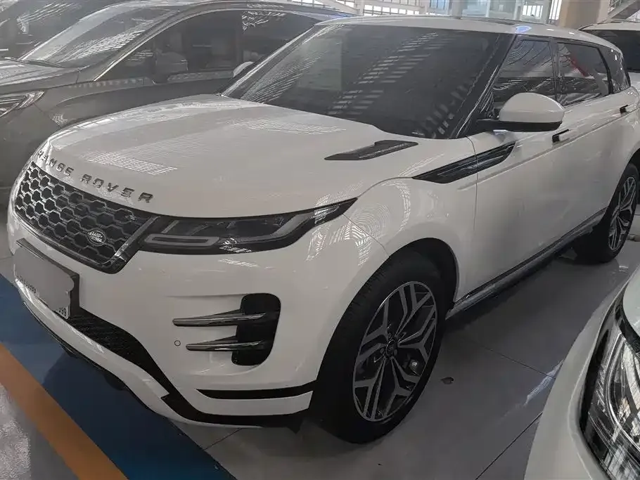 Land Rover Evoque — фото 1