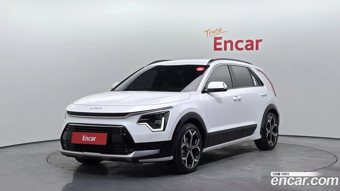 Kia Niro — фото 1