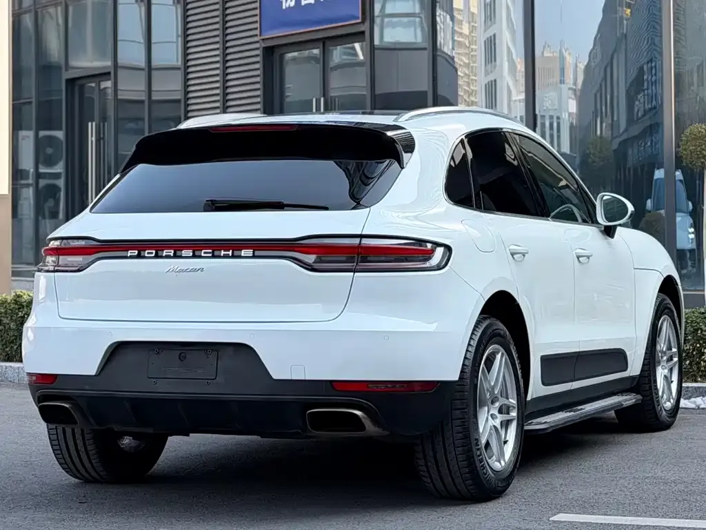 Porsche Macan — фото 5