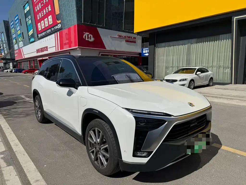 NIO ES8 — фото 3