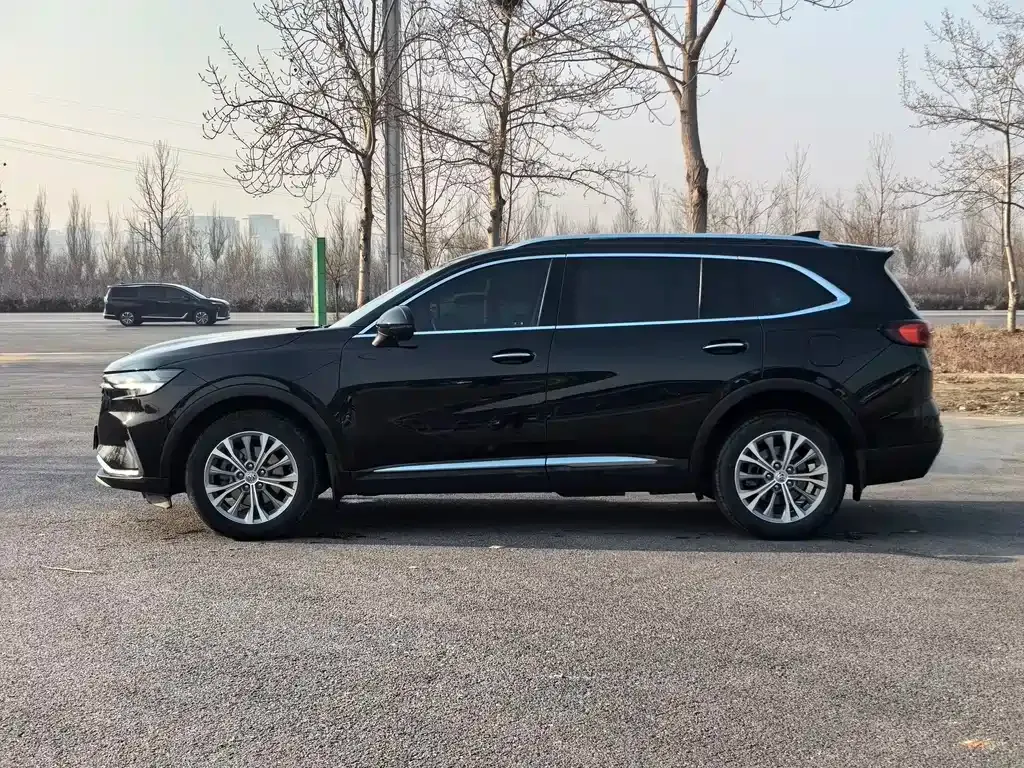 Buick Envision Plus — фото 10