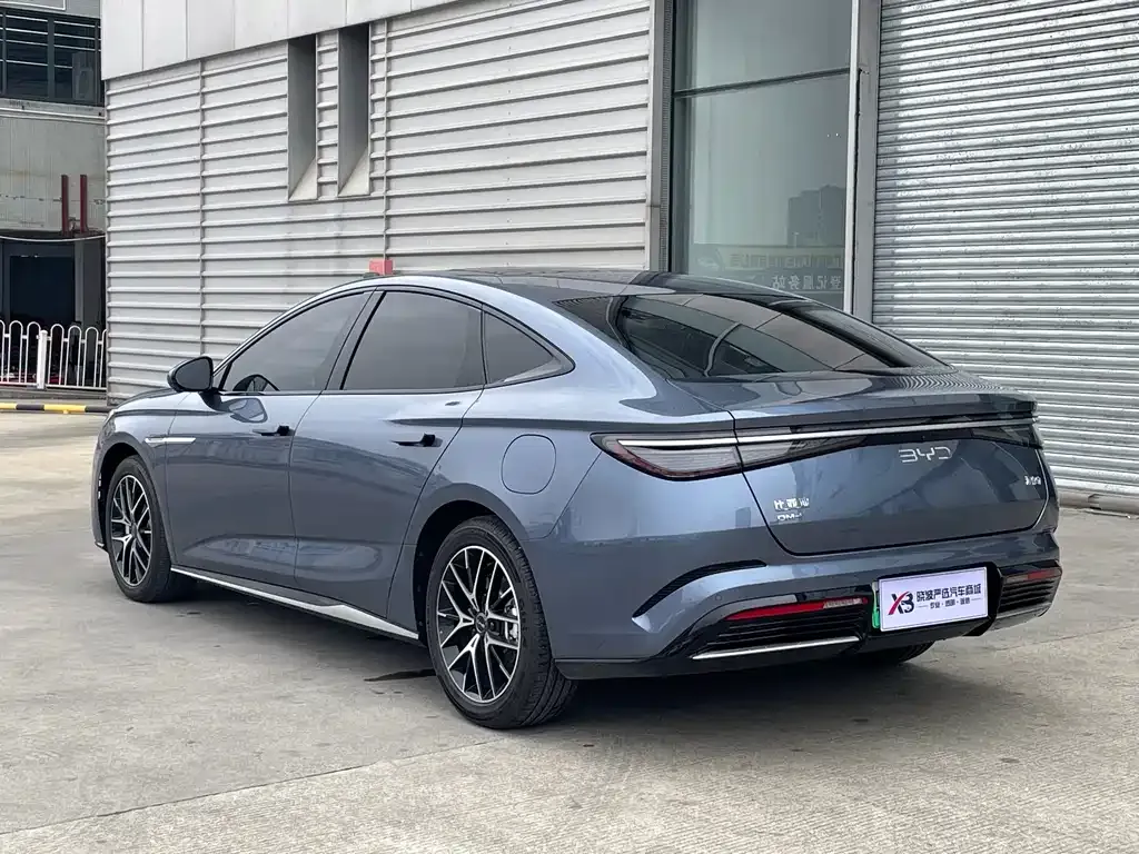 BYD Seal 07 DM-i — фото 2