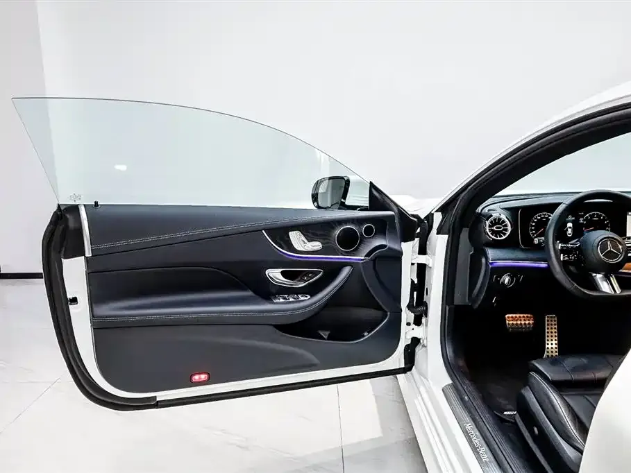 Mercedes-Benz E-Class (Import) — фото 4