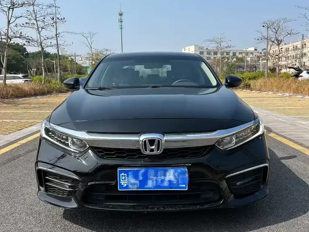 Honda Inspire — фото 1