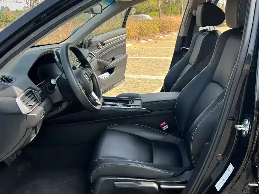 Honda Inspire — фото 3