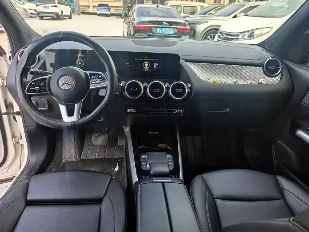 Mercedes-Benz GLA — фото 8