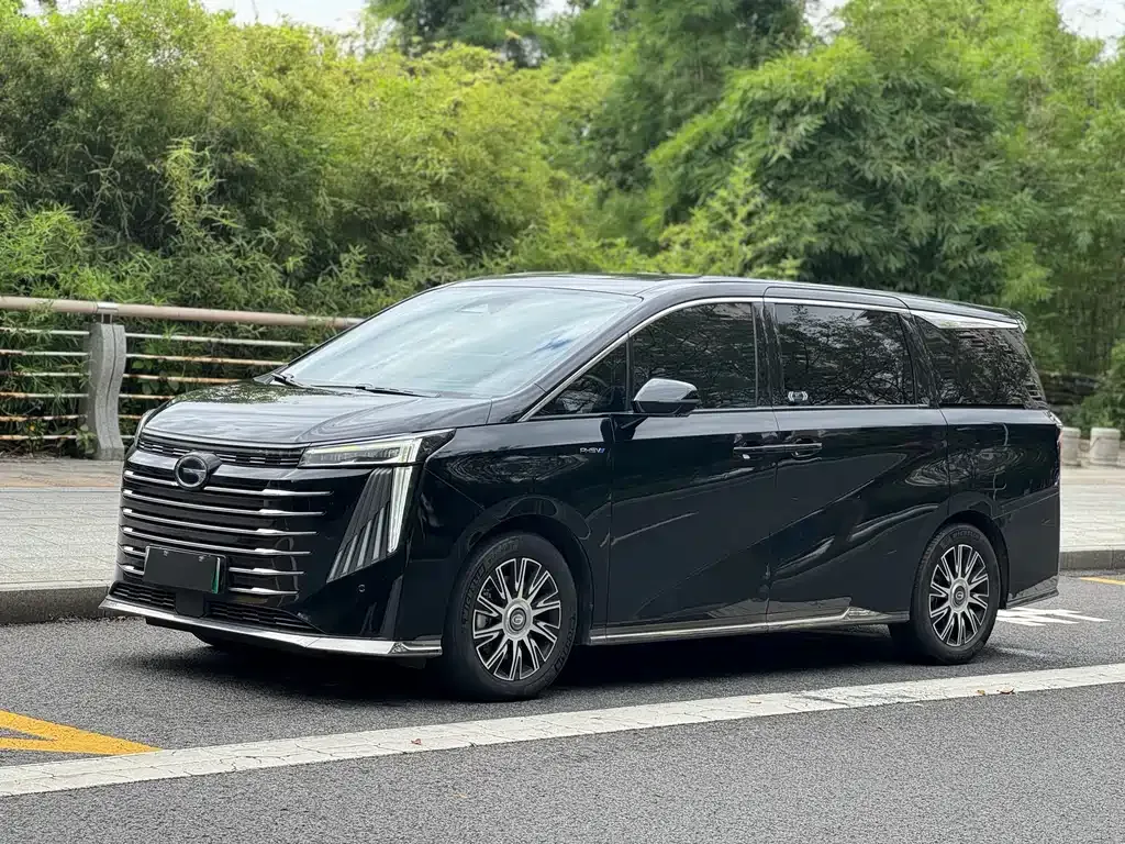 GAC Motor Trumpchi E9 — фото 1