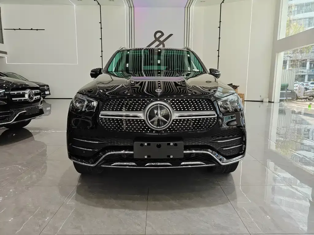 Mercedes-Benz GLE — фото 10